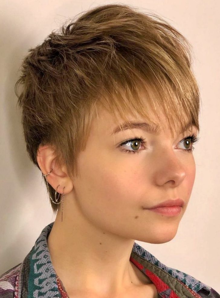 12 Most Popular Short Pixie Cuts for Oval Faces