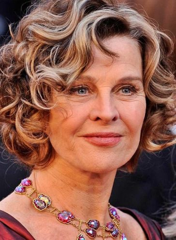 The Best Hairstyles for Women Over 60